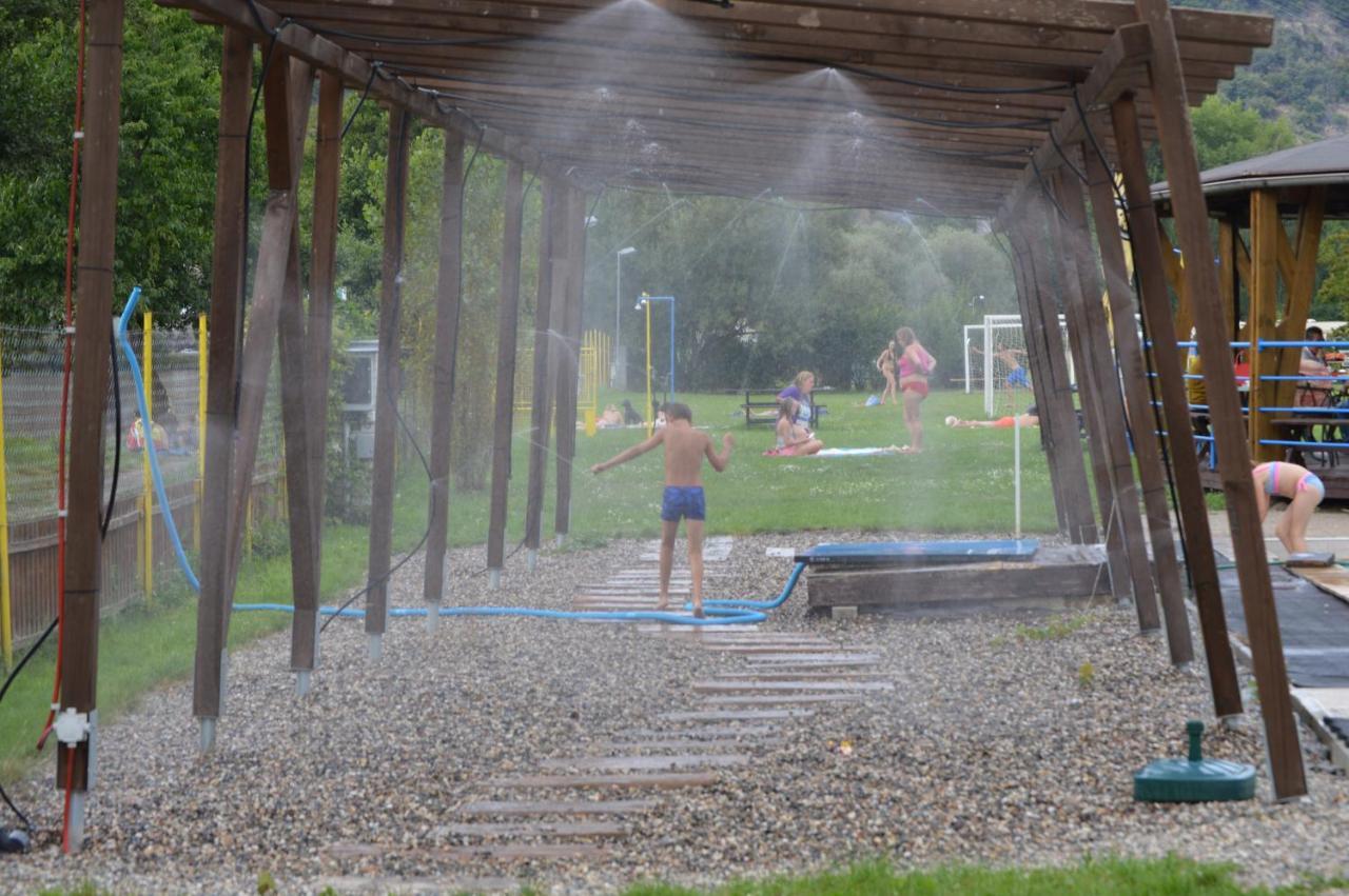 Lavka Park Skochovice Hotel Vrane nad Vltavou Bagian luar foto